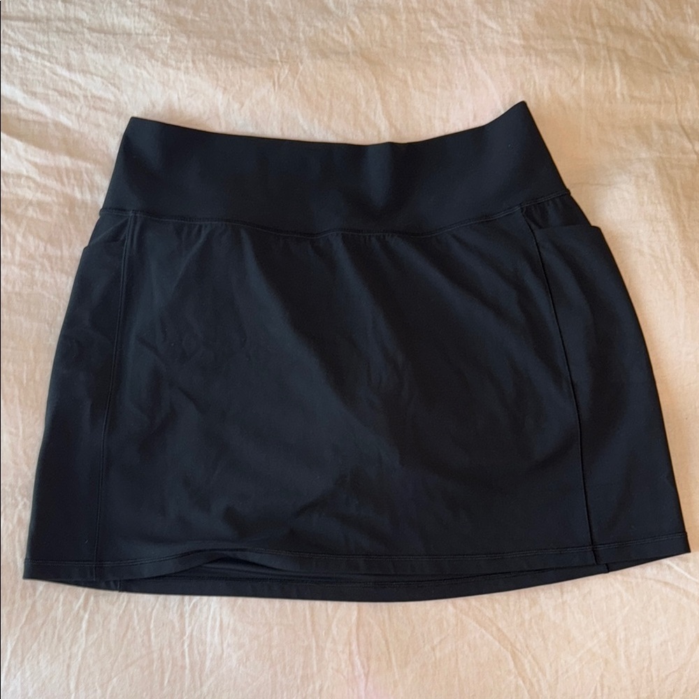 Athleta - Salutation Stash Pocket 16.5” Skort